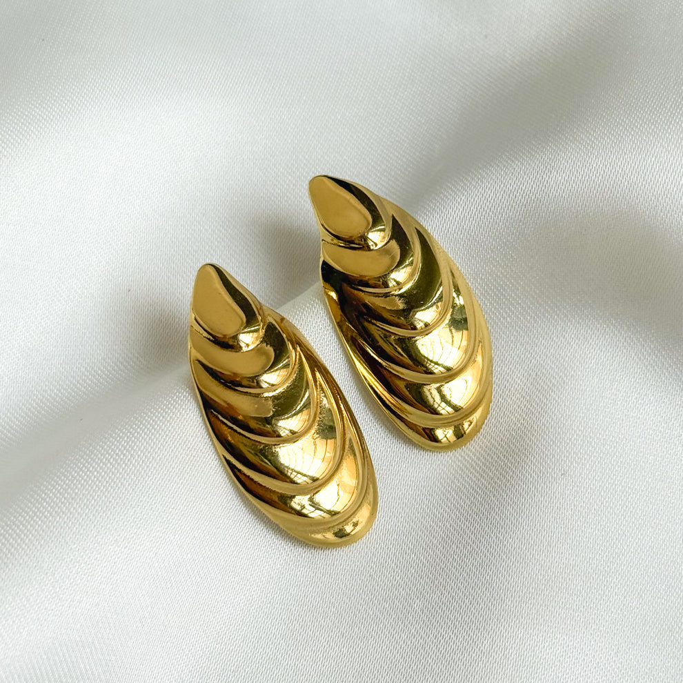 Gold Shell Earings