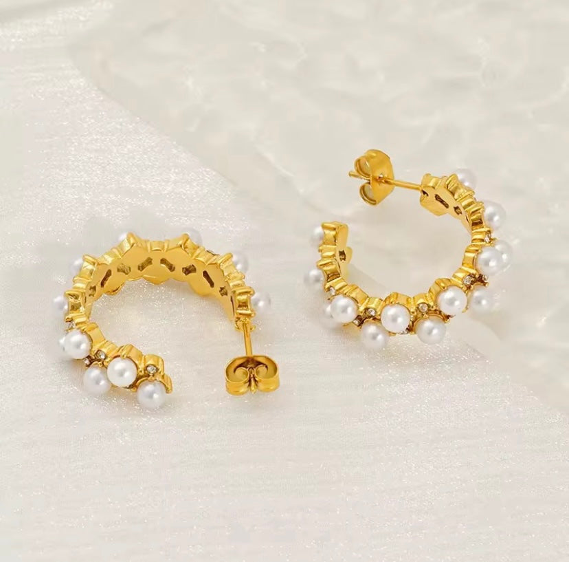 Gold Pearl Hoop Earring